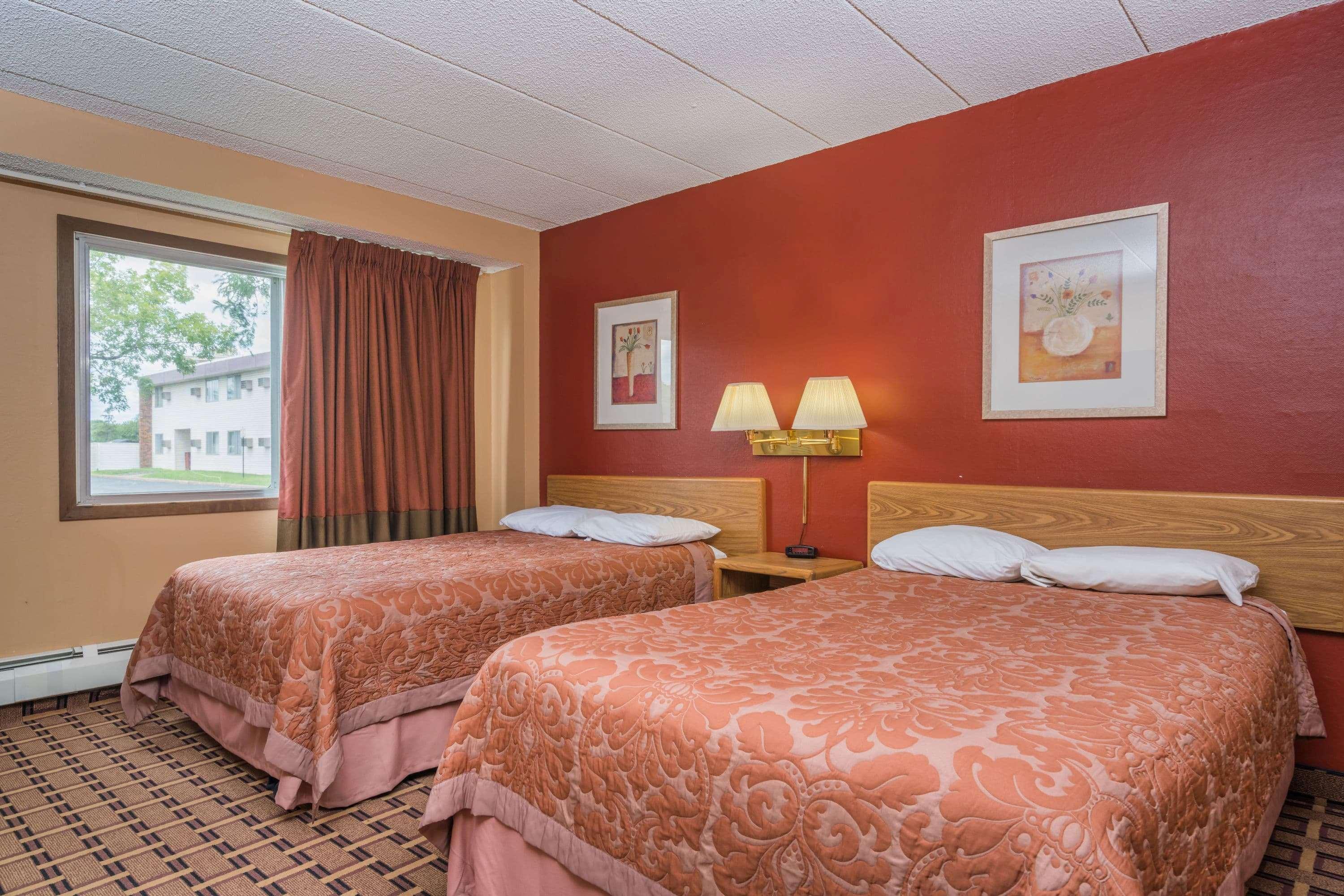 Super 8 By Wyndham Brooklyn Center/Mpls Hotel Exterior photo